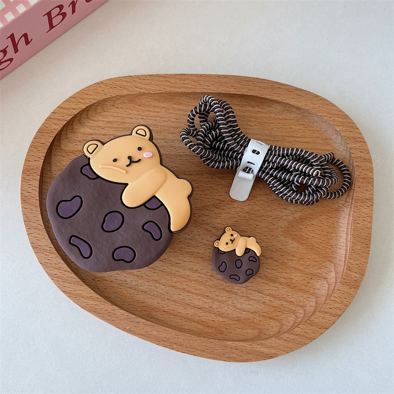 2024 nueva cubierta protectora de cabezal de carga rápida estándar británico de dibujos animados de 20W para cargador de Apple 20WPD plegable de tres enchufes