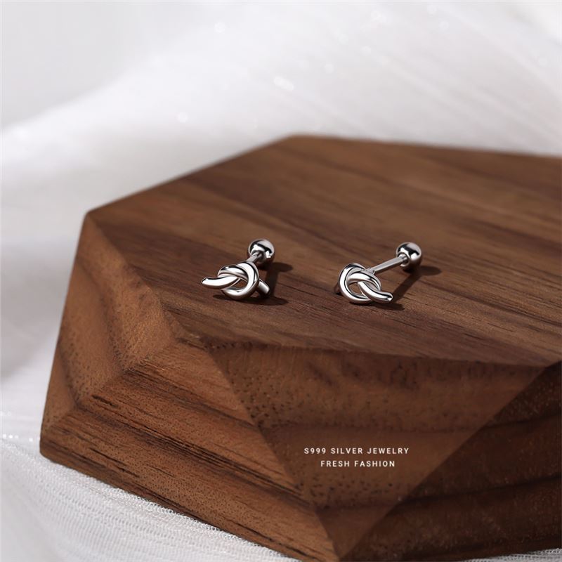 S999 Silver Wrapping Knot Small Earnail Female Twisted Flower Design Advanced Autumn and Winter High Face Earaccessory_voghion.com