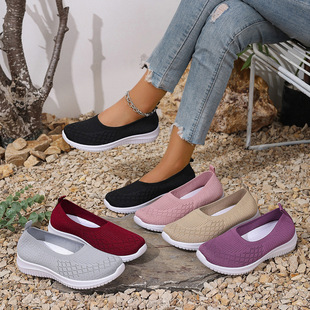 Plus-Size Cross-Border Women's Shoes 2025 Autumn Women's Casual Slip-On Shoes, Mom Shoes, Foreign Trade Shoes, Temu Dropshipping