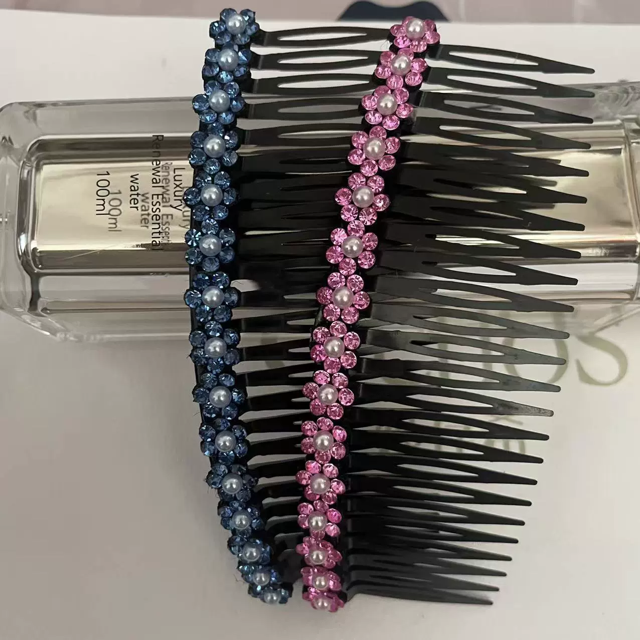 Сломанный организатор волос, большой сливовый зажим с rhinestones для расчесывания челки, назад головы, зафиксированный не скользит