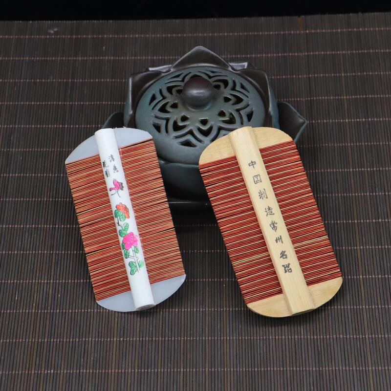 常州の純粋な手の原色の竹のすき焼きの櫛の経典のノスタルジックなすき焼きの家庭は頭のくずのシラミのすき焼きの櫛の卸売りに行きます。|undefined