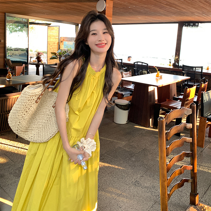Yellow Sleeveless Neck dress Summer Women's 2024 New Holiday Style Loose Elegant Retro Long A- line Skirt