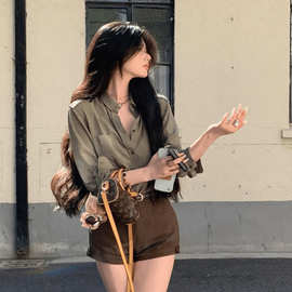 法式绿色polo领长袖衬衫女夏季慵懒风气质衬衣宽松防晒外套上衣秋