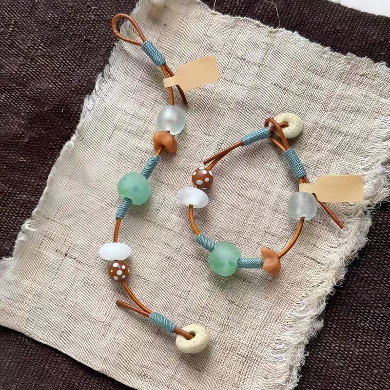 New Niche Salt-Style Cute Mushroom Beaded Woven Bracelet, Unique Forest-Style Versatile Personality Fresh Bracelet New Niche Salt-Style Cute Mushroom Beaded Woven Bracelet, Unique Forest-Style Versatile Personality Fresh Bracelet