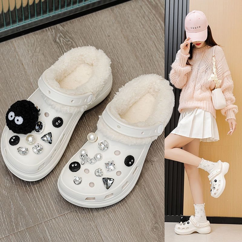 Cute Pom-Pom DIY Plush Clogs for Women, Warm and Detachable, Suitable for Summer and Winter, 2026 New Model, Non-Slip Outdoor Cotton Shoes Cute Pom-Pom DIY Plush Clogs for Women, Warm and Detachable, Suitable for Summer and Winter, 2026 New Model, Non-Slip Outdoor Cotton Shoes