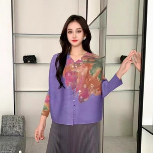 Loose Plus Size Cardigan Jacket with Single Row Multi-Button Design for Spring and Summer Fashion, Mid-Length Versatile for Petite Figures