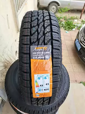 New thickened off-road tires 235/75R15LT 8PR Jiangling Baowei Qingling pickup tire 2357515