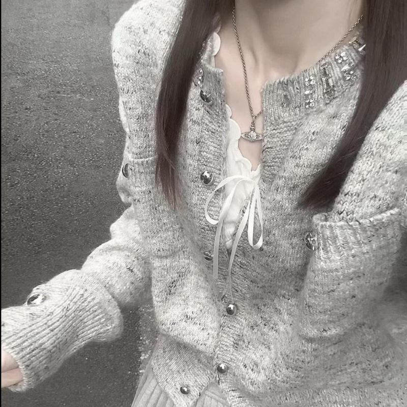 Gray Miu-Style Chanel-Inspired Sweater Cardigan for Women, New Autumn and Winter Unique and Stylish High-End Knit Short Jacket Gray Miu-Style Chanel-Inspired Sweater Cardigan for Women, New Autumn and Winter Unique and Stylish High-End Knit Short Jacket