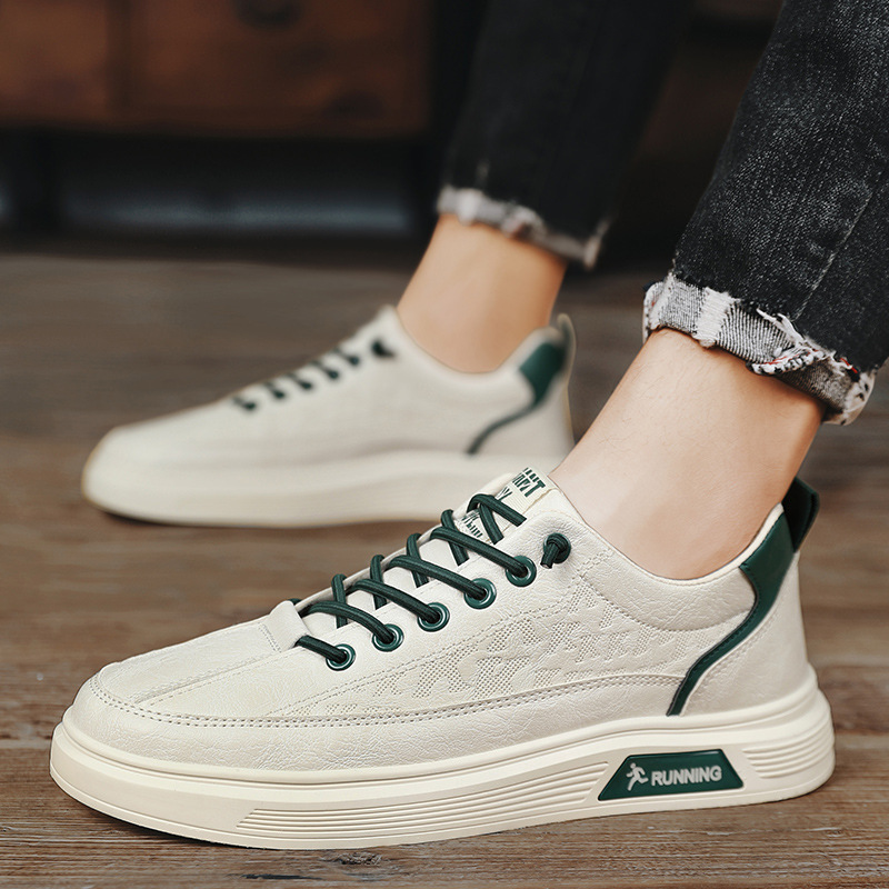 Herren Sommer 2024 neue Sport- und Freizeitschuhe flache atmungsaktive Ein-Fuß-Arbeitslederschuhe für Herren, kleine weiße trendige Schuhe_voghion.com