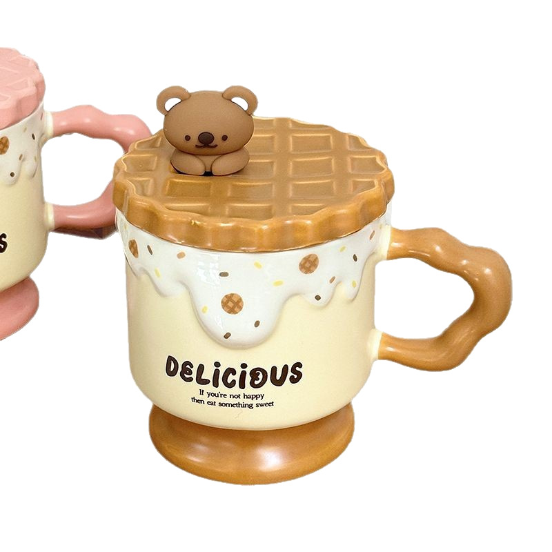 Oso taza de pie alto con regalo de cumpleaños taza de café taza de agua para mujer taza de cerámica de alto valor con tapa taza de cuchara