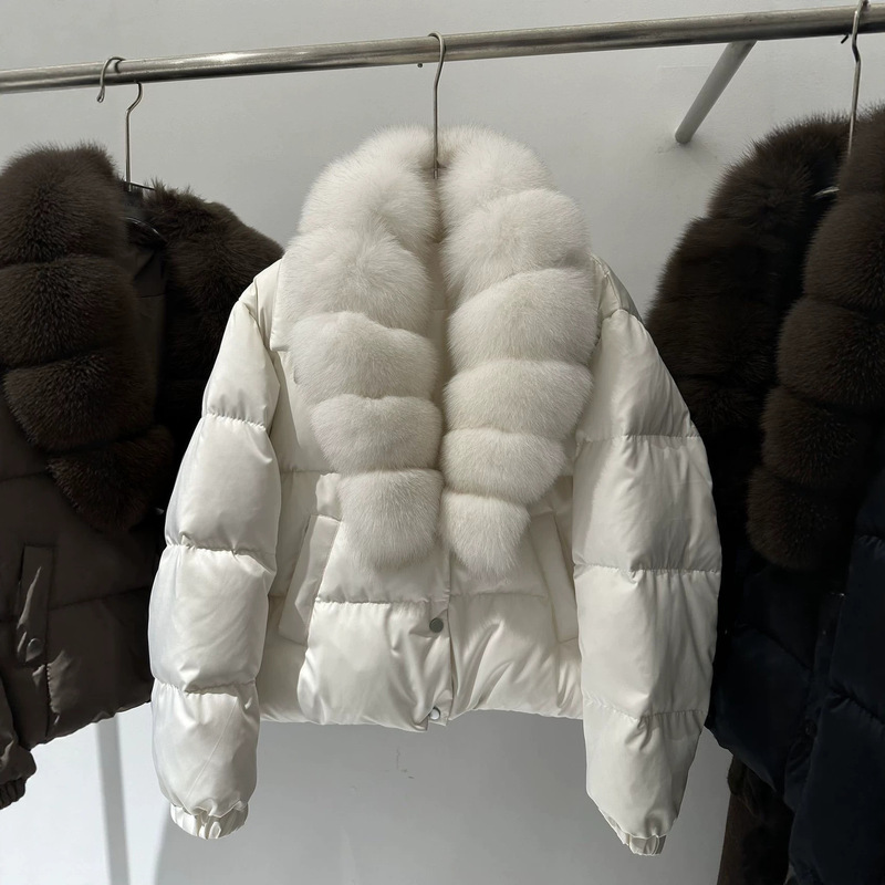 Winter New Style Women's Short Thickened Warm down Jacket, Fashionable Puffer Coat with Natural Real Fox Fur Collar