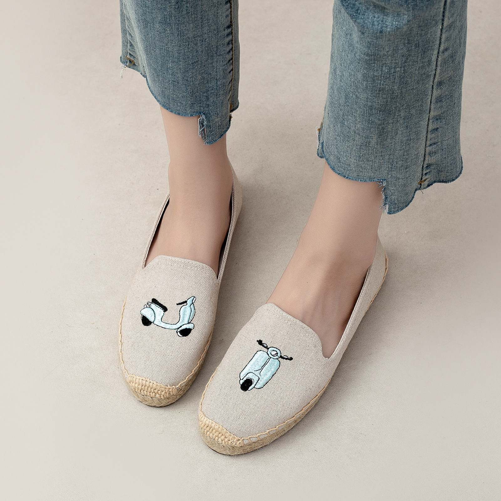 渔夫鞋女厚底帆布草编刺绣春夏新款一脚蹬舒适简约乐福鞋浅口休闲