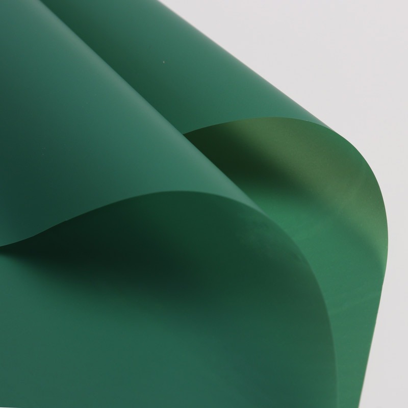 Papel de embalaje de flores de alta calidad al por mayor Papel Ouya impermeable de dos colores al por mayor Fabricante de papel de flores de bolsa de regalo hecho a mano creativo