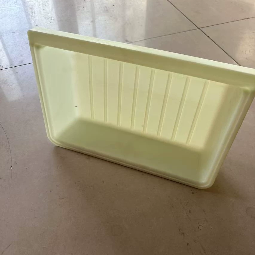 Используйте отсек для хранения под сиденьем Tesla, чтобы модифицировать его с помощью крышки.