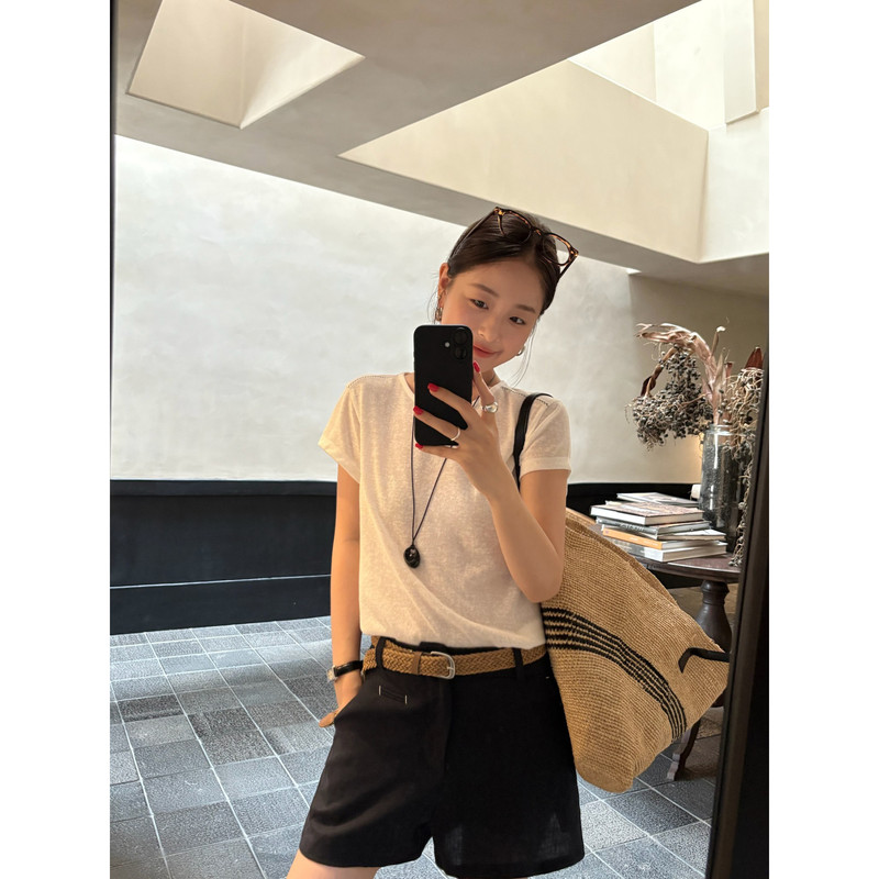 T.G - Simple and Sophisticated Lyocell Blend T-Shirt with Visible Stitching and Regular Shoulders, Short-Sleeve Knit Top 26883 T.G - Simple and Sophisticated Lyocell Blend T-Shirt with Visible Stitching and Regular Shoulders, Short-Sleeve Knit Top 26883