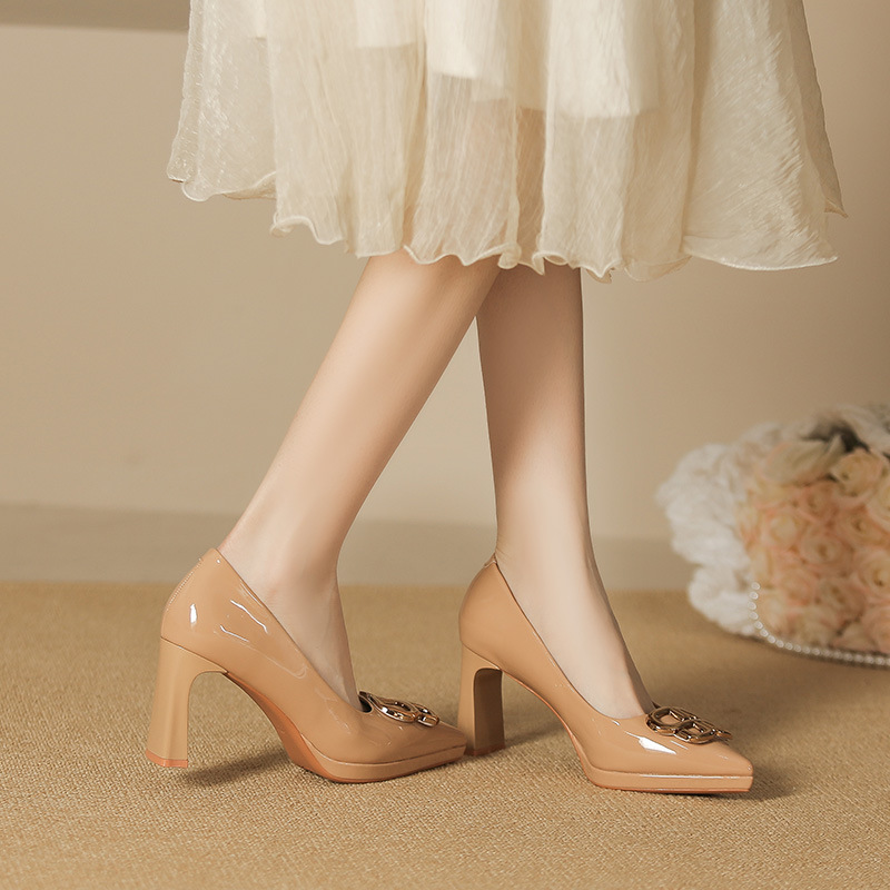 Giày cao gót mũi nhọn gót dày 8 cm kiểu Pháp — Màu đen