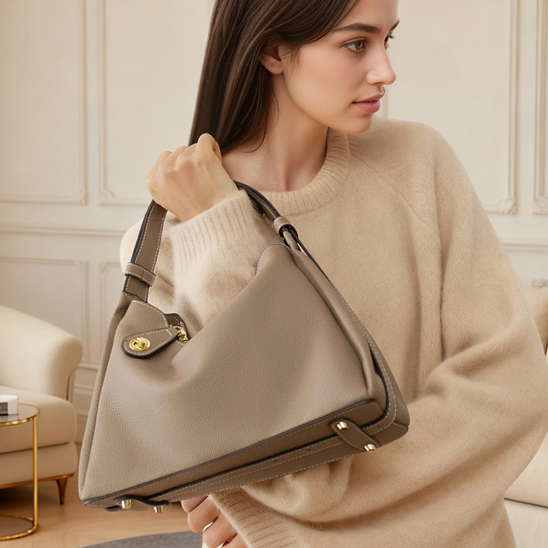 2026 New Luxury Genuine Leather Women's Bag Crossbody Shoulder Bag Fashion Underarm Bag Elegant Leather Handbag