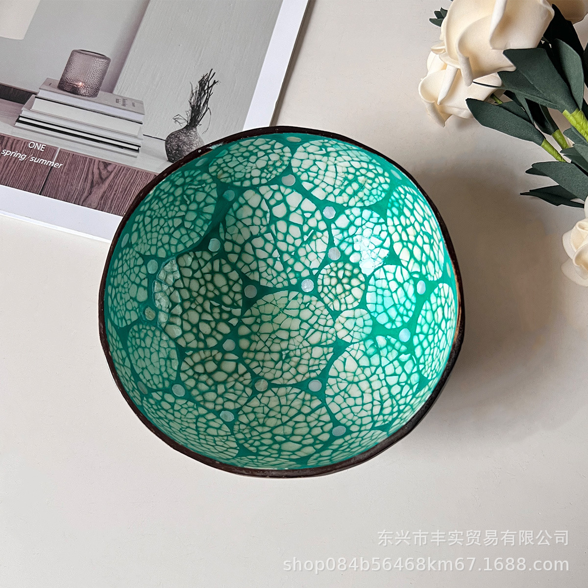 녹색 크랙 패턴