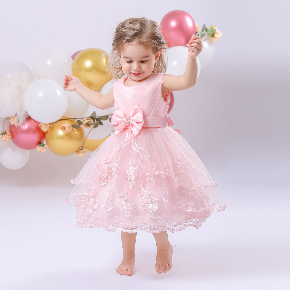 Vestido de princesa floral para niñas pequeñas, estilo nuevo 2026, para bebés de 1 año y niñas de 100 días, ideal para ocasiones transfronterizas.