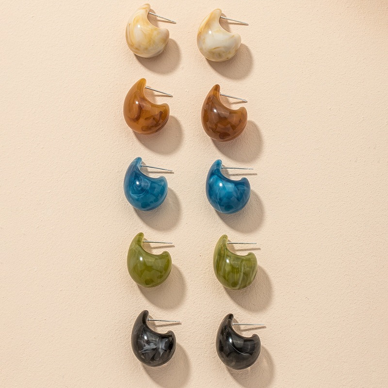 Retro Simple Fashion Small New Resin Imitation Stone Water Drop Earrings display picture 2