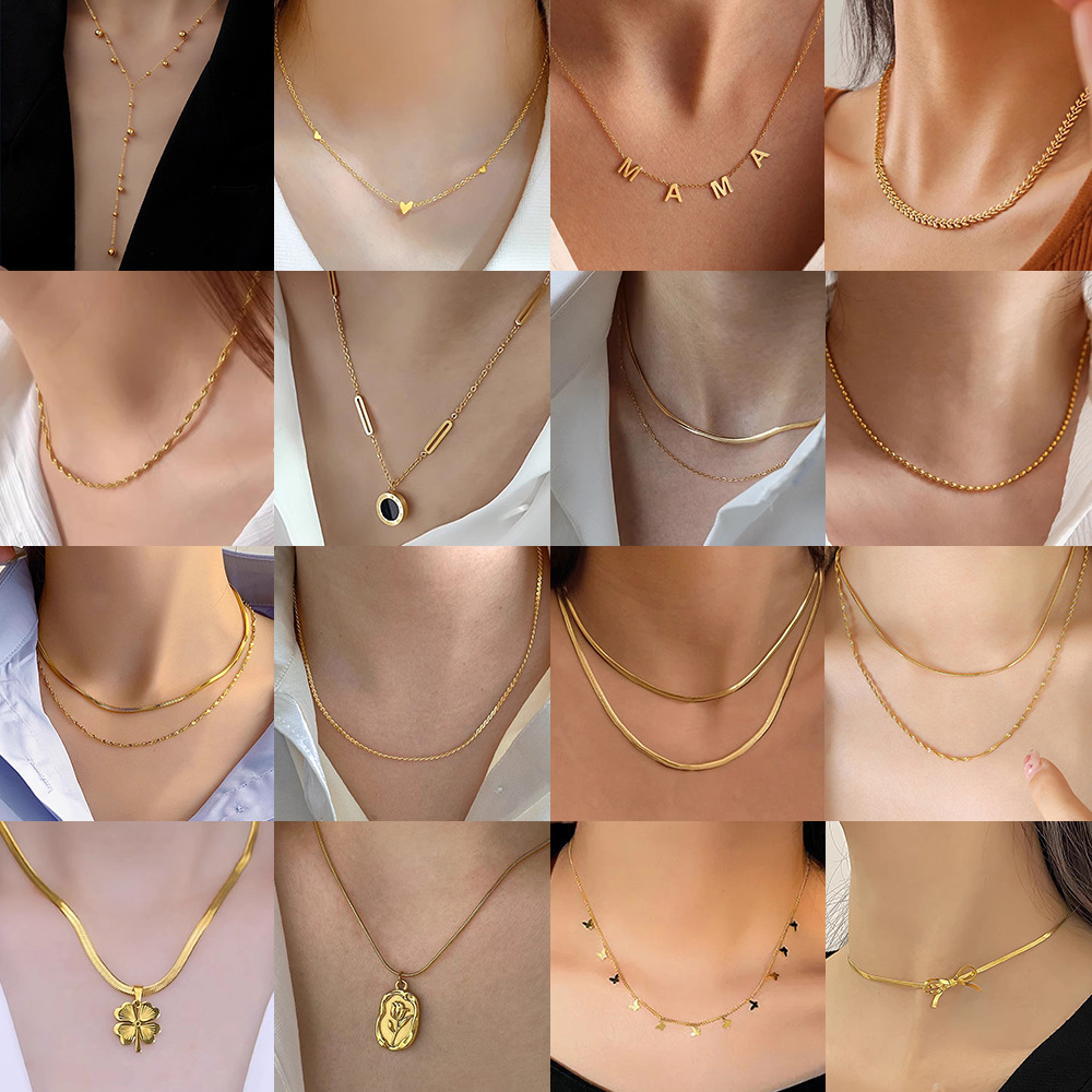 Collana a strati minimalista con catene delicate da donna_voghion.com