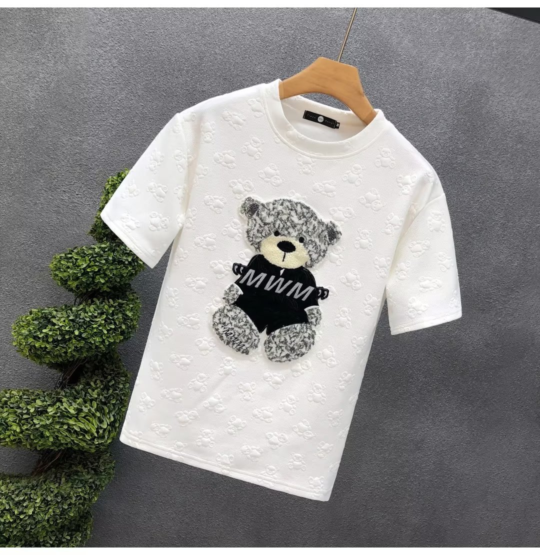 Camiseta masculina de manga curta com bordado de urso de alta qualidade, gola redonda, tendência de desenho animado -- rosto do Tiktok para impressão_voghion.com