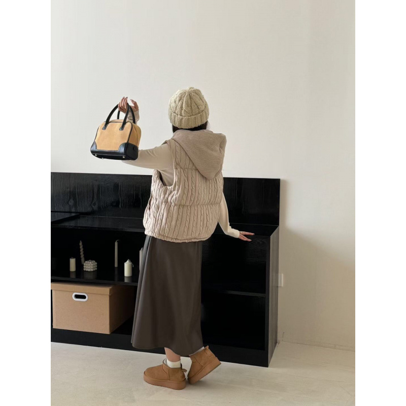 跨境毛线羽绒服马甲洋气时尚保暖无袖连帽背心秋冬女马夹外套潮|undefined