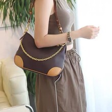 2025�ϻ�Ů���ٴ�μ�б��Ҹ��ţ�ǰ���Ƥ�߰汾�V��؛Դ���l����