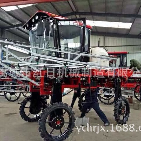 1000L自走式喷雾器   四轮农用喷药机  红日出口四轮打药机