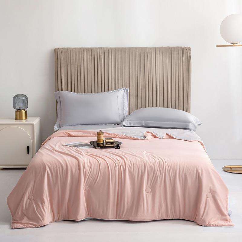 A-type cool sensation silk ice cream quilt machine washable summer ice silk air conditioning quilt cold sensation silk summer cool quilt ultra-thin