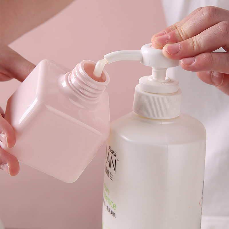 Botella de empollado de emulsión cuadrada cuadrada para el hogar, gel de ducha para niños, jabón para manos, champú de pequeña capacidad, botella cosmética