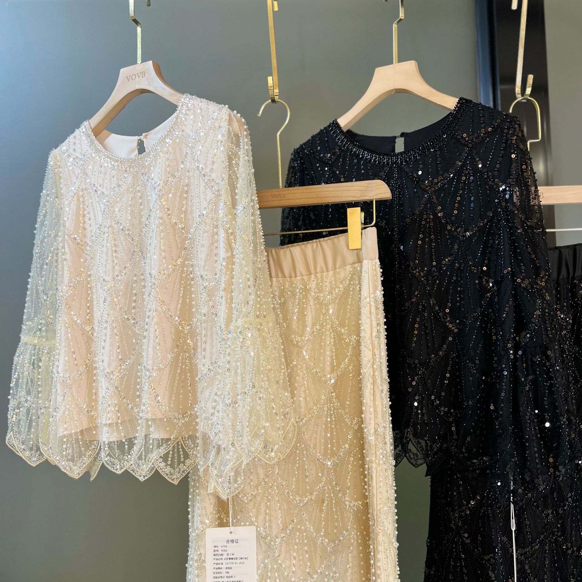 New Elegant French Long-Sleeved Tops with Niche Elegant and Heavy Handmade Sequins and Beads, High-End Long-Sleeved Women's Round Neck 9082