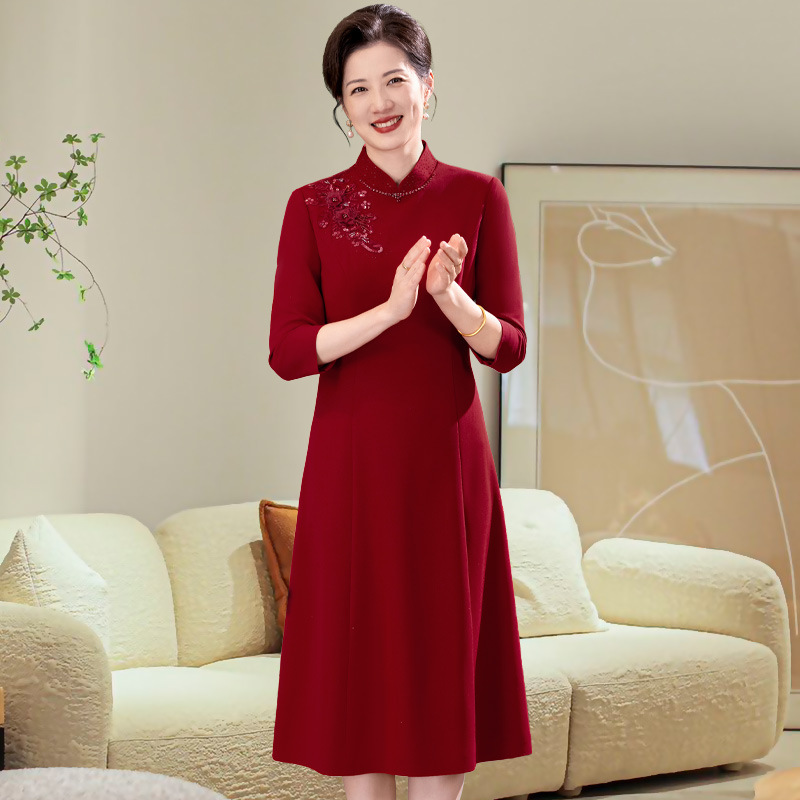Noble and Dignified Mother's Wedding Banquet Dress 2025 Spring Dress Young Mother-In-Law Mid-Length Wedding Toast Dress Dress Noble and Dignified Mother's Wedding Banquet Dress 2025 Spring Dress Young Mother-In-Law Mid-Length Wedding Toast Dress Dress