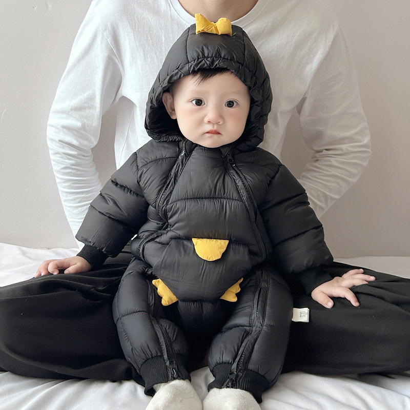Ropa de invierno para bebés de un mes pequeño, ropa de invierno para bebés con algodón engrosado, ropa de camiseta para bebés lindos y cálidos, ropa de trepa