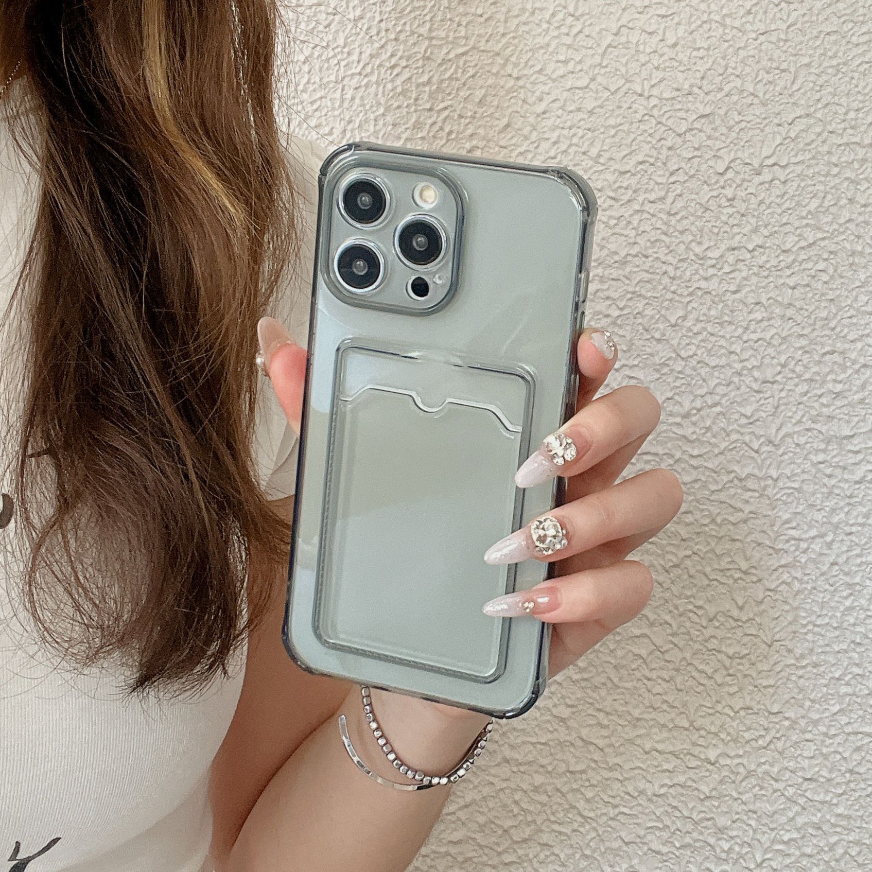 22356B05-B401-427C-B7A8-CD3834