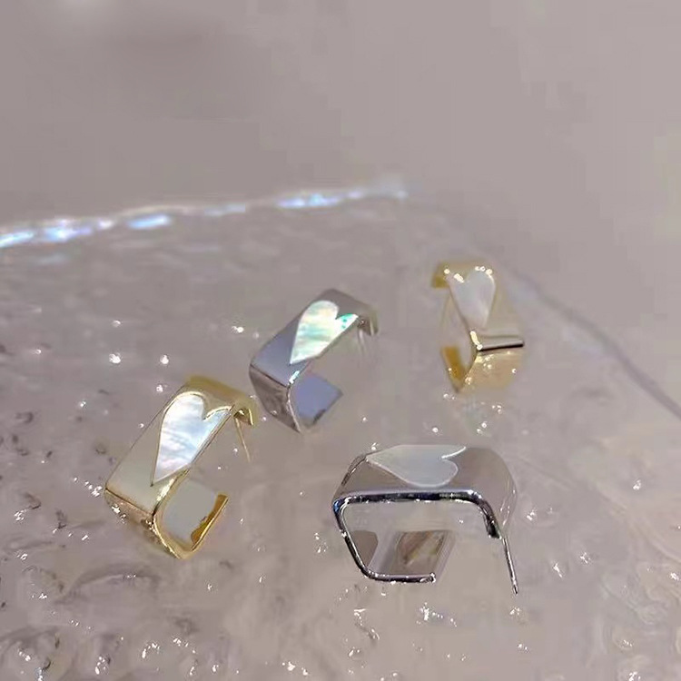 韩版新款贝母片桃心耳环925银针简约几何法式冷淡风小众耳钉耳饰