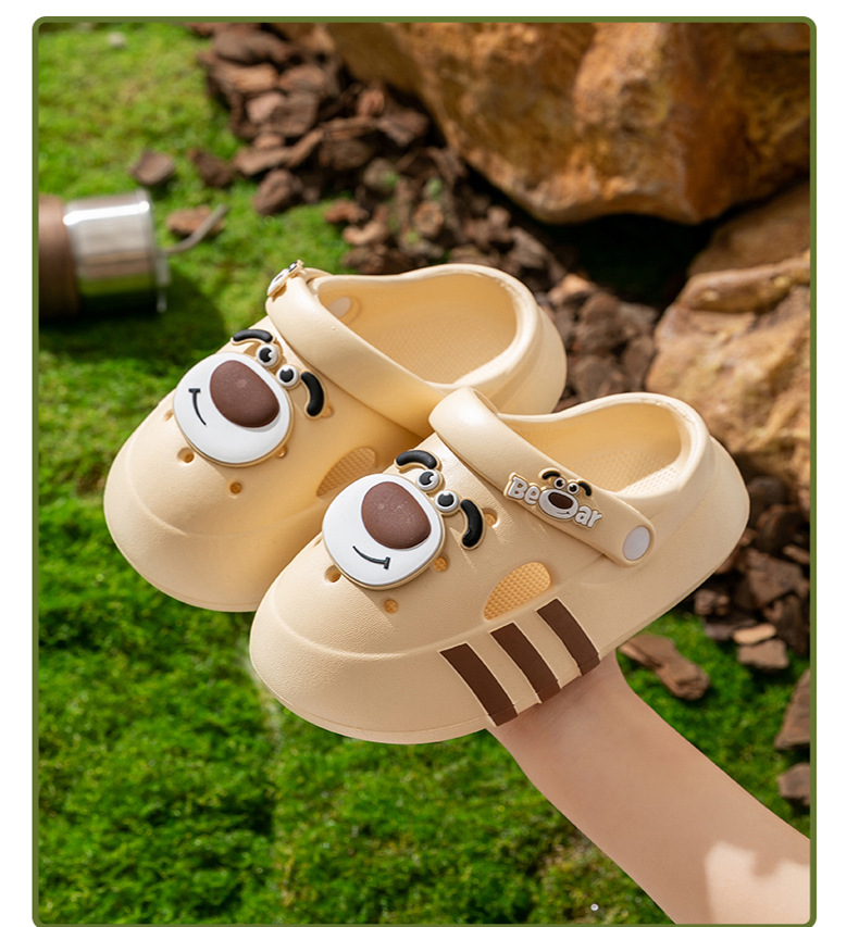 Niños de verano niñas interior zapatillas de baño para niños con base suave antideslizante dibujos animados EVA osos pequeños zapatos agujero