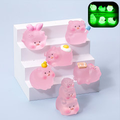 発光つや消しピンク豚かわいい DIY アクセサリー立体クリーム接着剤樹脂小さな装飾品キーホルダーペンダントペンダント