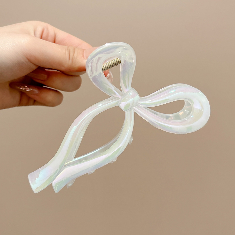 1 # clip blanco de aproximadamente 13.5cm
