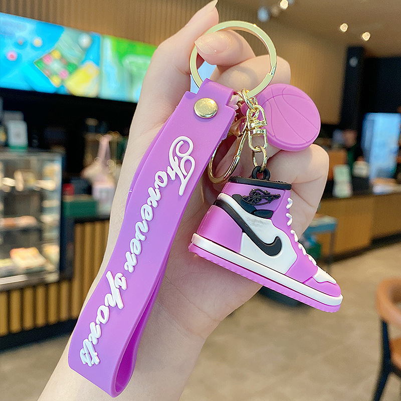 男女カップル靴aj立体キーホルダーストラップ自動車キーチェーン個性創意バッグ装飾小プレゼント