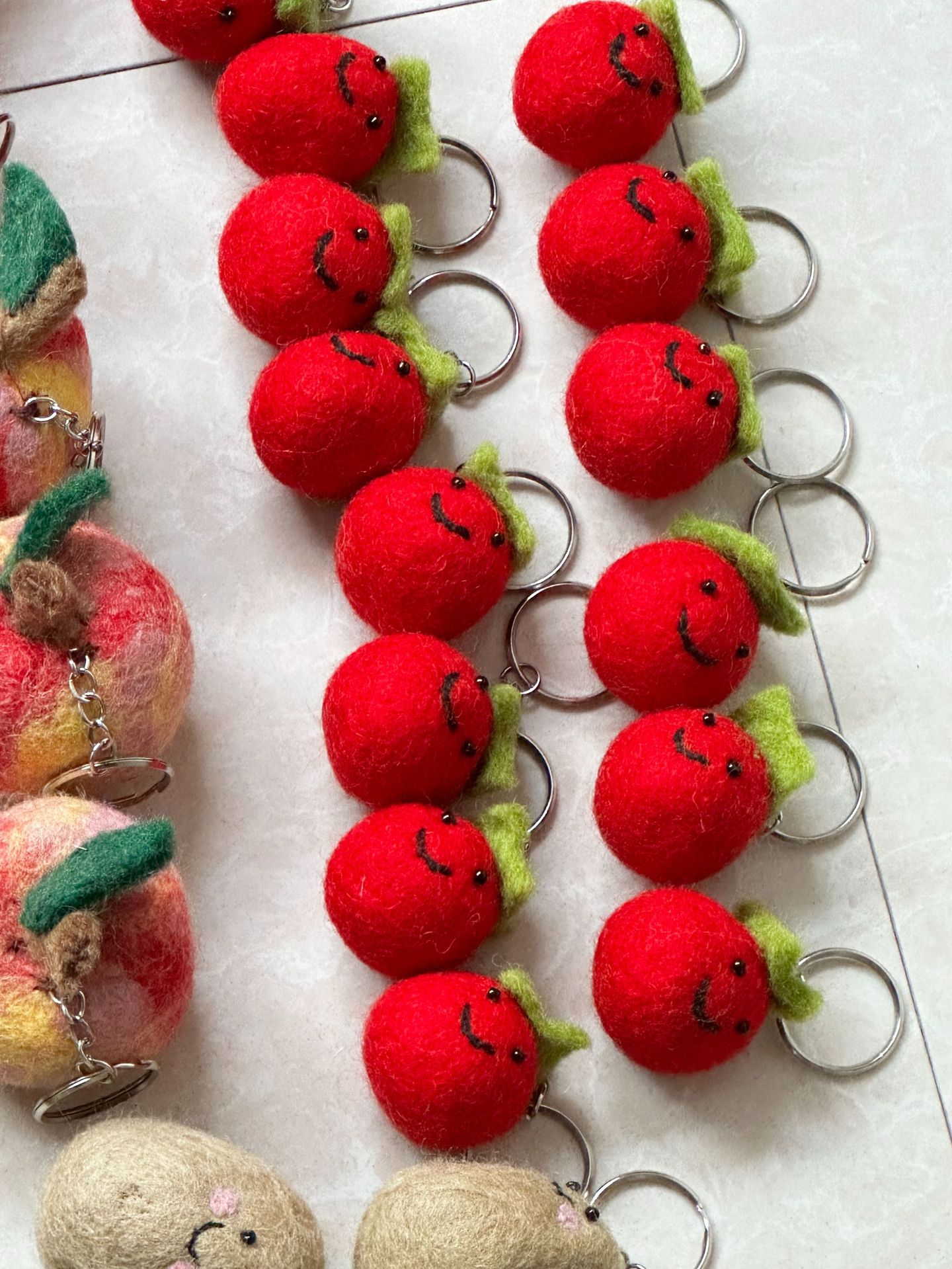 100g Weight Bag Pendant, Keychain Classification 1 Piece Quantity Holiday, Daily Occasion wool felt Material Fruit, Vegetable Pattern Cute Style 1 Piece Cute Fruit Vegetable Wool Felt Bag Pendant Keychain 27