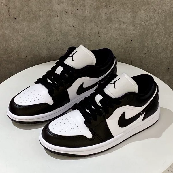Putian Aj Low-Top Black and White Panda Toe Versatile Retro Ins Couple Style Men's Casual Sports Wholesale Source