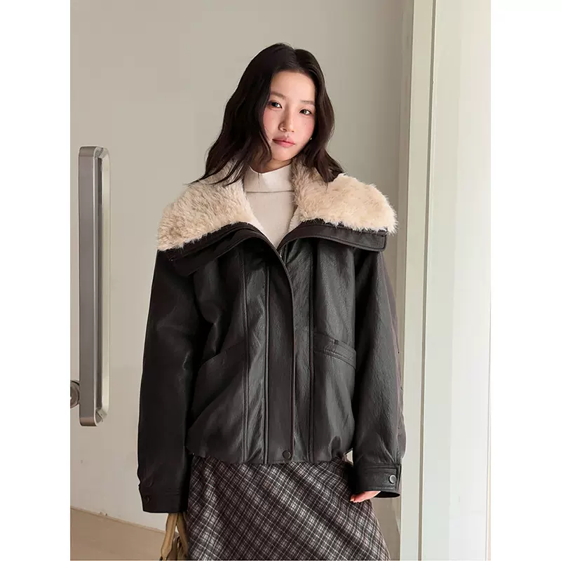 【歌铭】复古皮毛一体大翻领抽绳皮衣女装冬季加厚加绒外套N819C