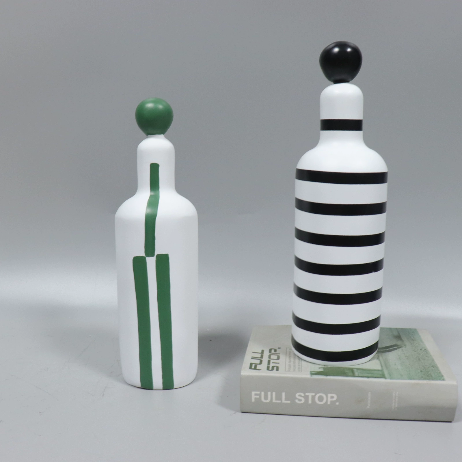 Modern creative fresh decorations, bottle, simple and elegant design, home decor