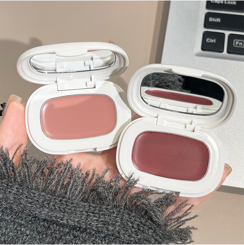 CACE Soft Mist Tinting Blush Cream is light, natural and brightening. It is energetic, versatile and color-enhancing makeup. Cross-border wholesale Item Picture