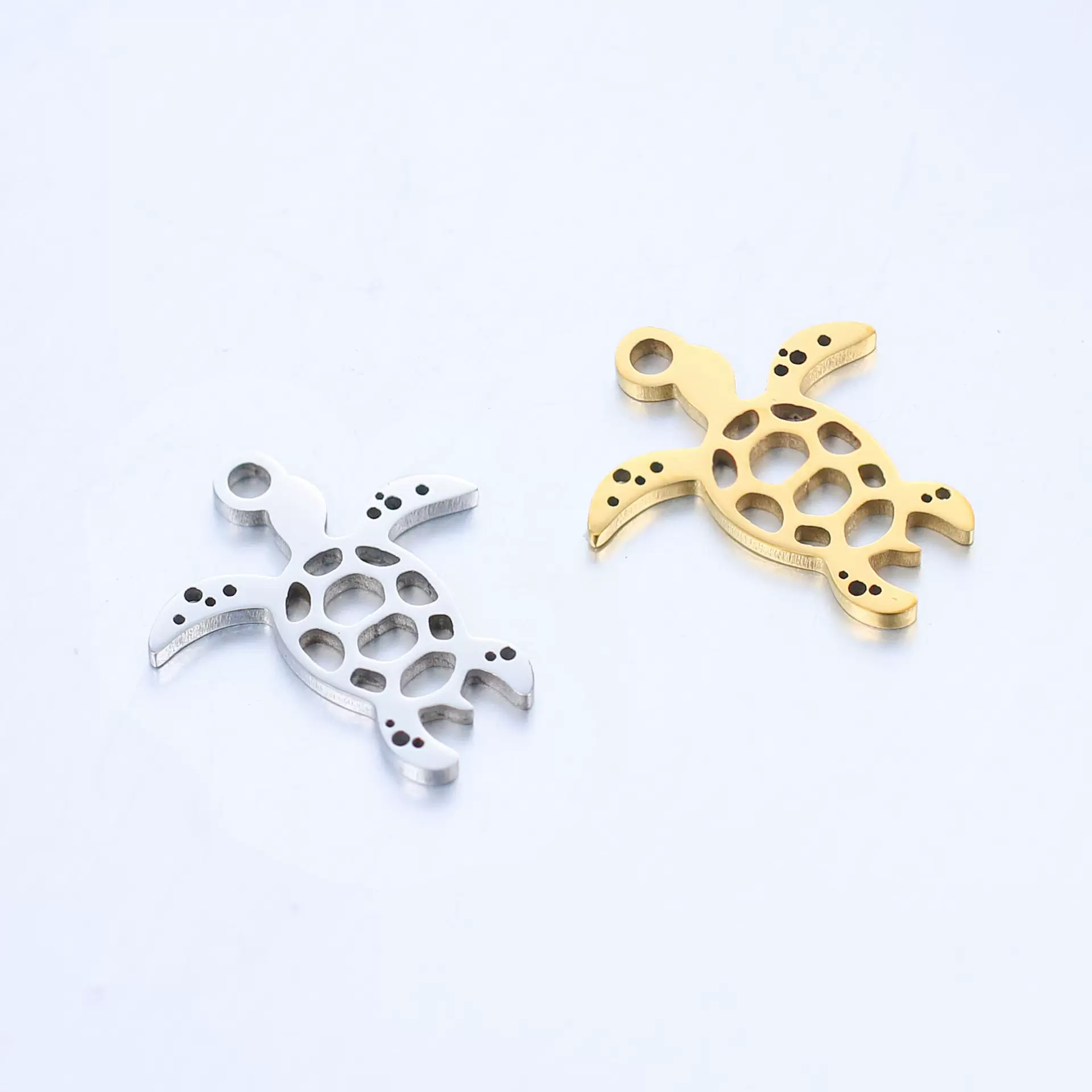 跨境热销不锈钢镜面镂空热带海洋生物海龟吊坠 饰品配件乌龟挂件