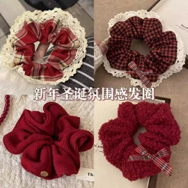 项链;手链;耳钉