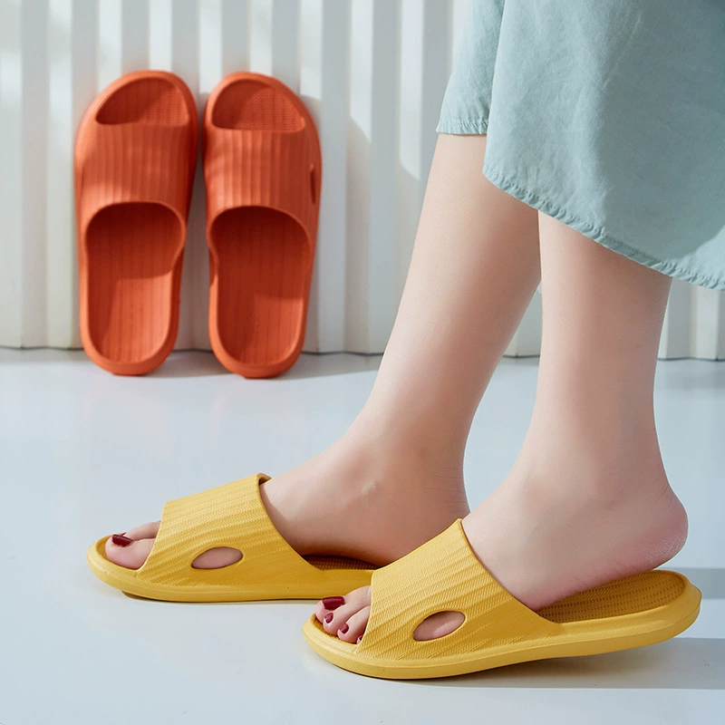 Wholesale new home slippers for women, summer indoor non-slip couples, lightweight home sandals and slippers, drop shipping