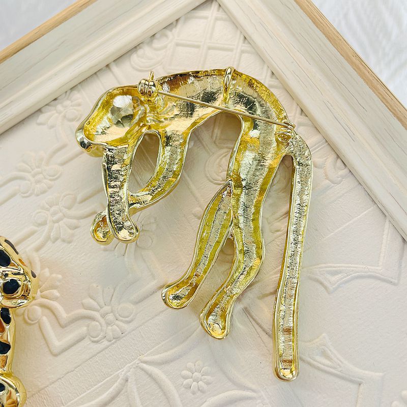 34g Weight Brooches Classification Festival Occasion Alloy Material Leopard Pattern All Seasons Season Women's Gender Enamel Design Basic Style Basic Pin Leopard Alloy Enamel Women's Brooches 9