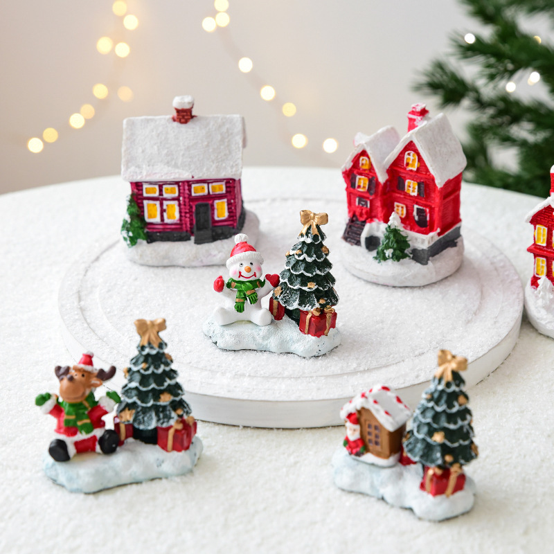 Cross-Border Christmas Decorations Resin Mini Christmas Tree Small House Igloo Desktop Small Ornaments Christmas Gifts
